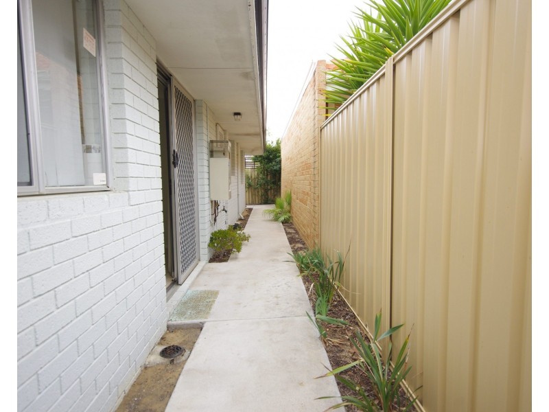 39 Coniston Way, Balga WA 6061