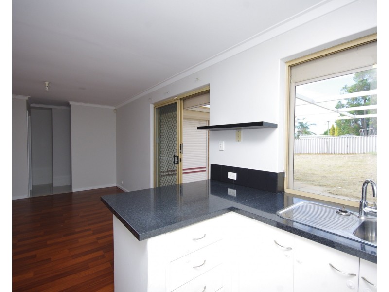 33 Snowberry Retreat, Mirrabooka WA 6061