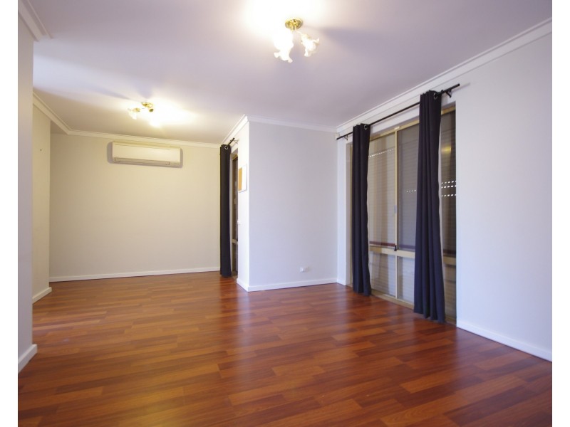 33 Snowberry Retreat, Mirrabooka WA 6061