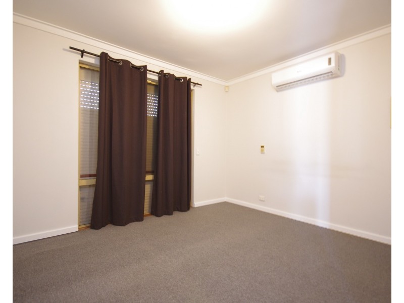 33 Snowberry Retreat, Mirrabooka WA 6061