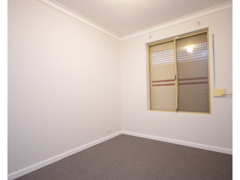 33 Snowberry Retreat, Mirrabooka WA 6061