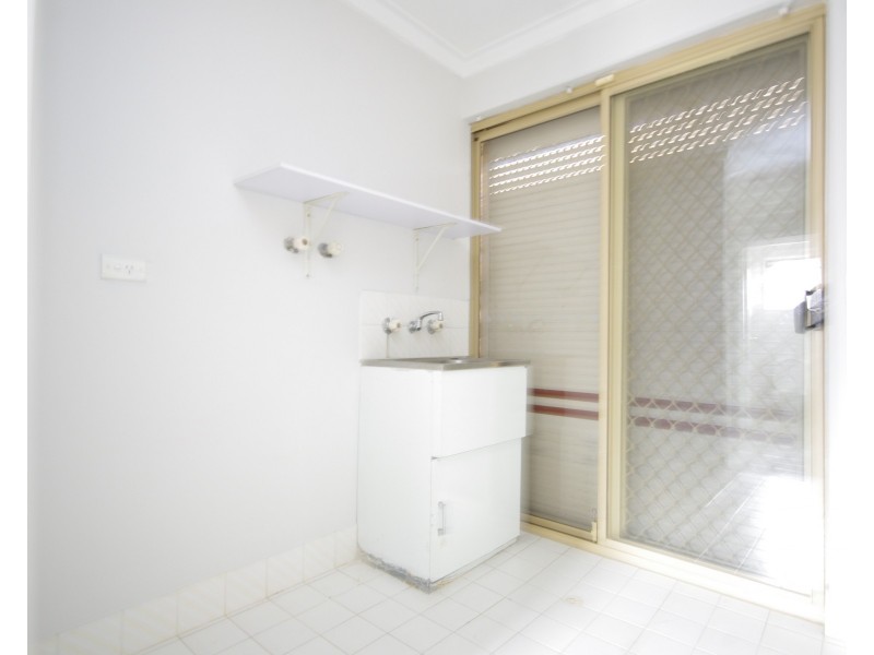 33 Snowberry Retreat, Mirrabooka WA 6061