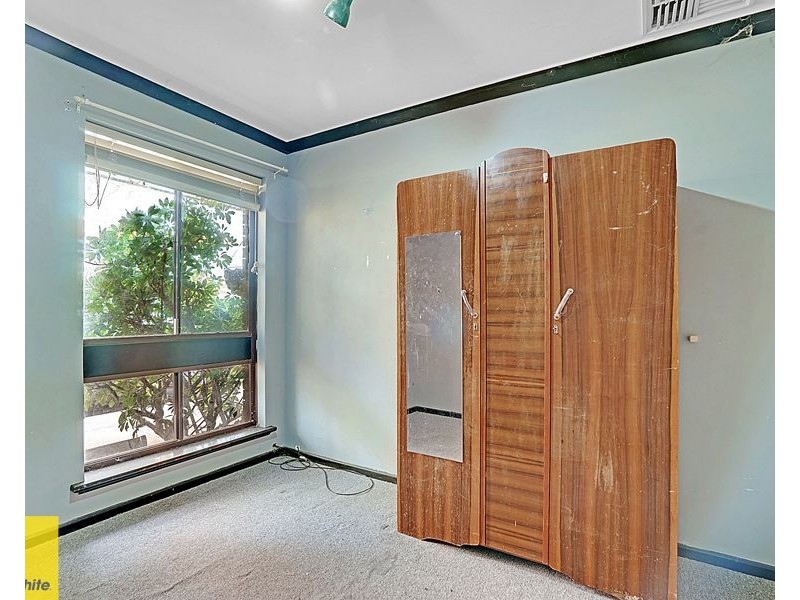 11 Blackmore Avenue, Girrawheen WA 6064