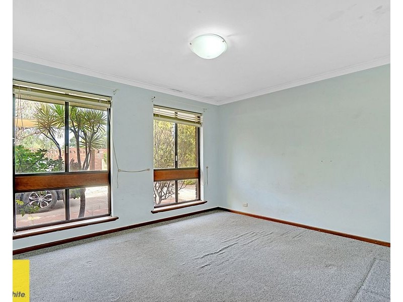 11 Blackmore Avenue, Girrawheen WA 6064