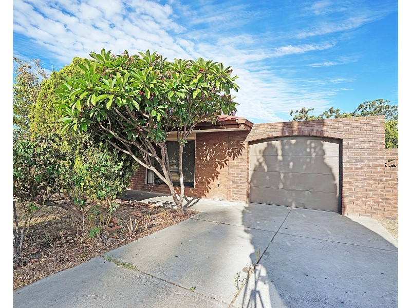 64 Templeton Crescent, Girrawheen WA 6064