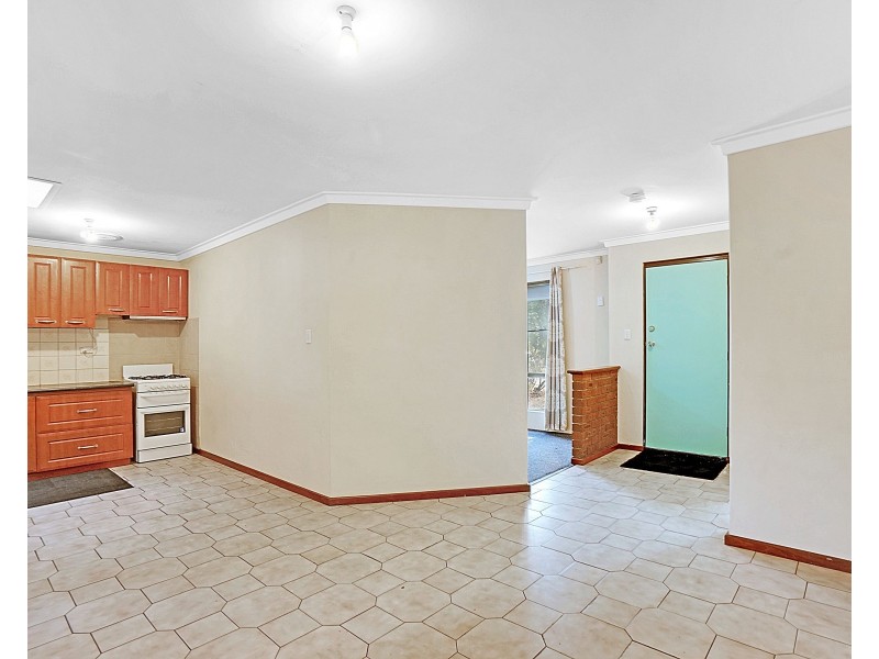 64 Templeton Crescent, Girrawheen WA 6064