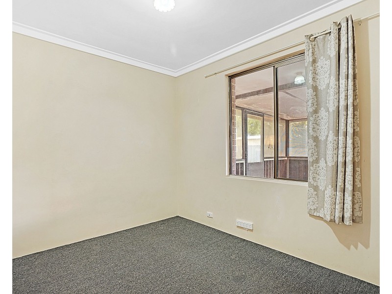64 Templeton Crescent, Girrawheen WA 6064