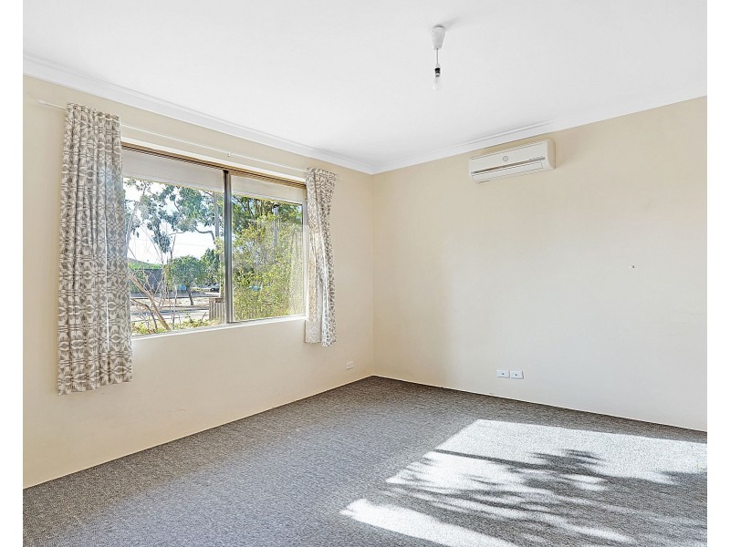 64 Templeton Crescent, Girrawheen WA 6064