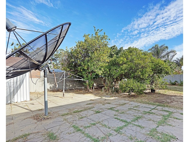 64 Templeton Crescent, Girrawheen WA 6064