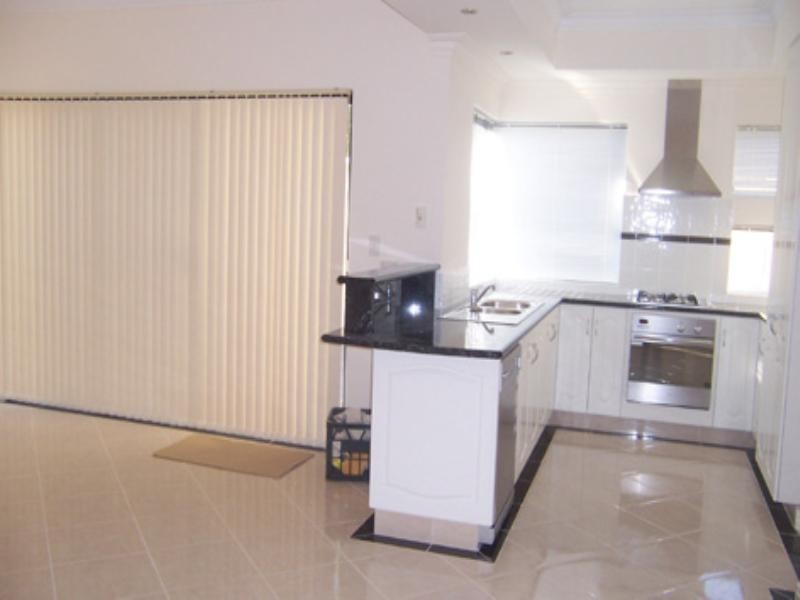 14A Felpham Street, Balga WA 6061