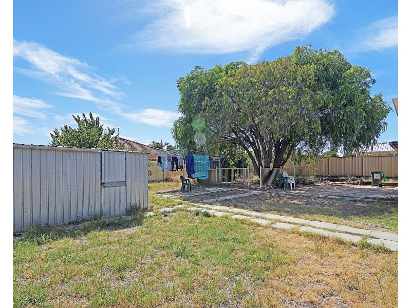 2 Snowdrop Retreat, Mirrabooka WA 6061