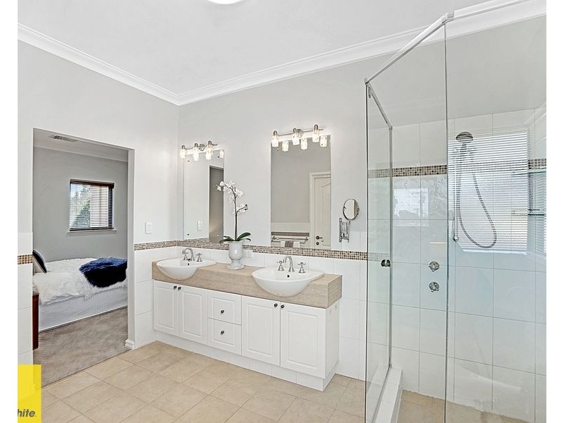 134 Moulden Avenue, Yokine WA 6060