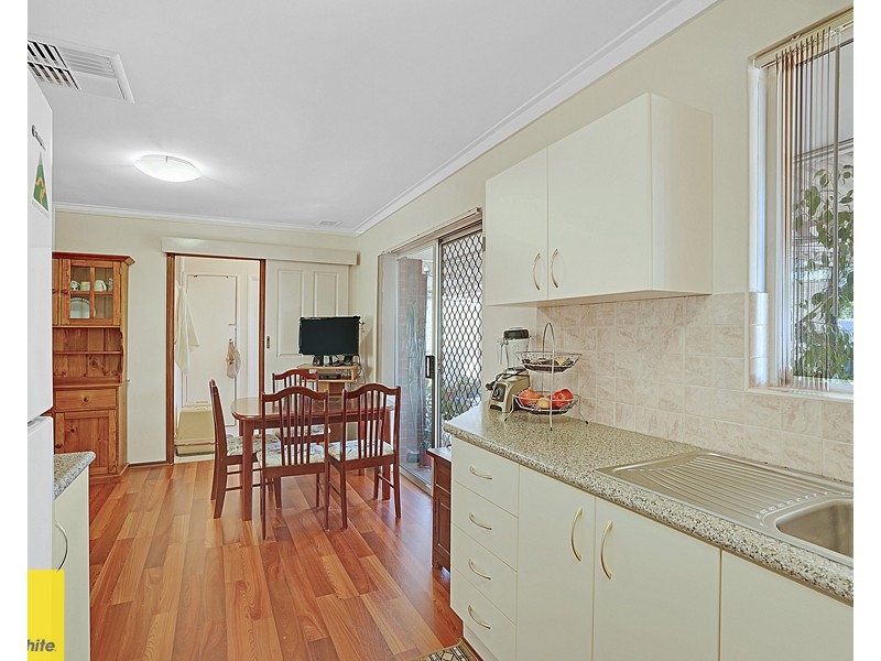 4 Pointer Way, Girrawheen WA 6064