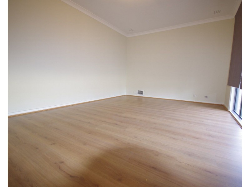 10 Edgington Crescent, Koondoola WA 6064