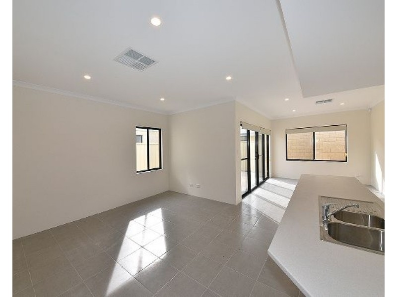 7 Garrick Way, Balga WA 6061
