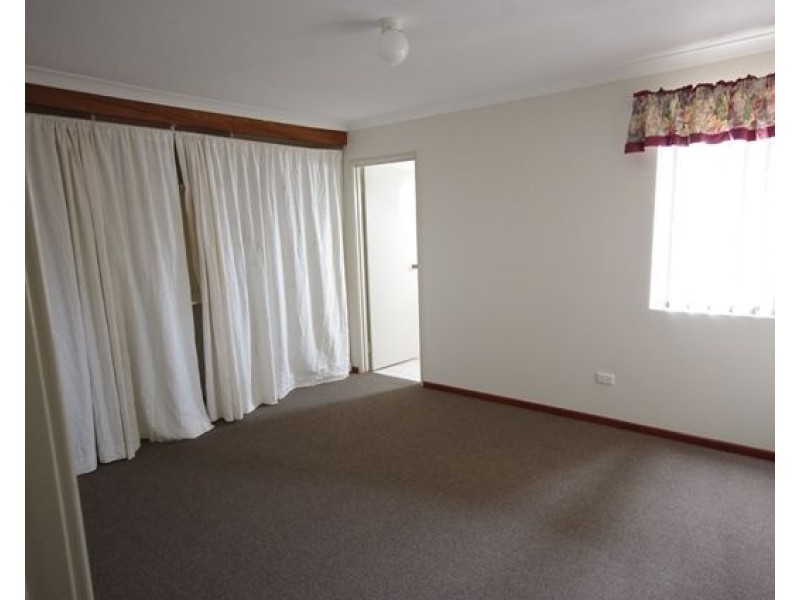 34 Majella Road, Westminster WA 6061