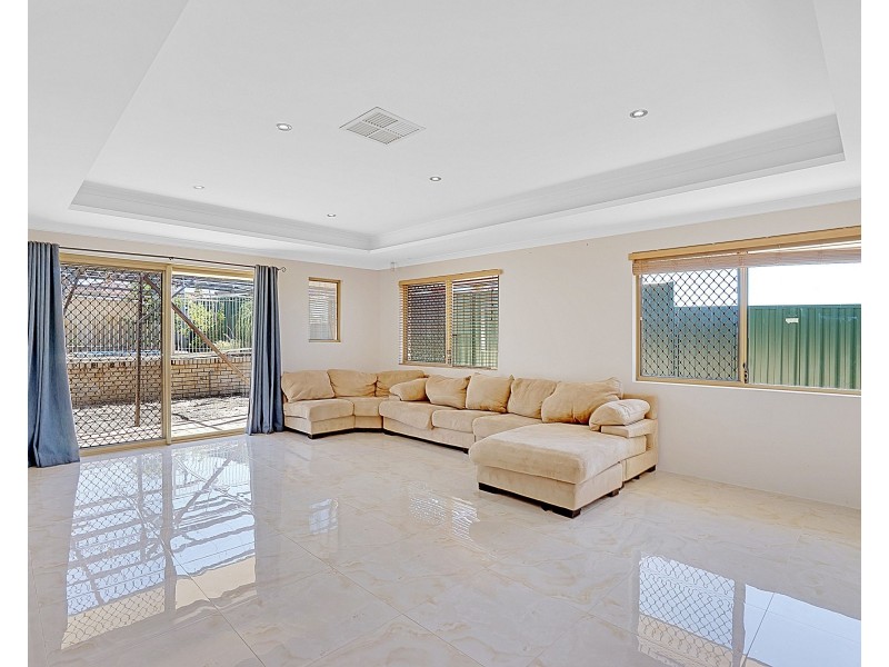 10 Woodbine Terrace, Mirrabooka WA 6061