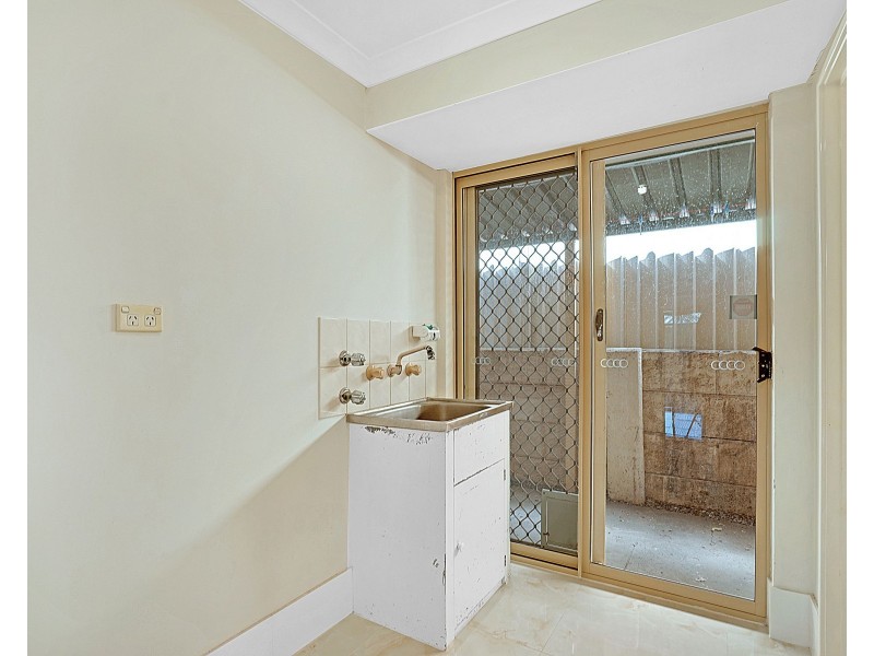 10 Woodbine Terrace, Mirrabooka WA 6061