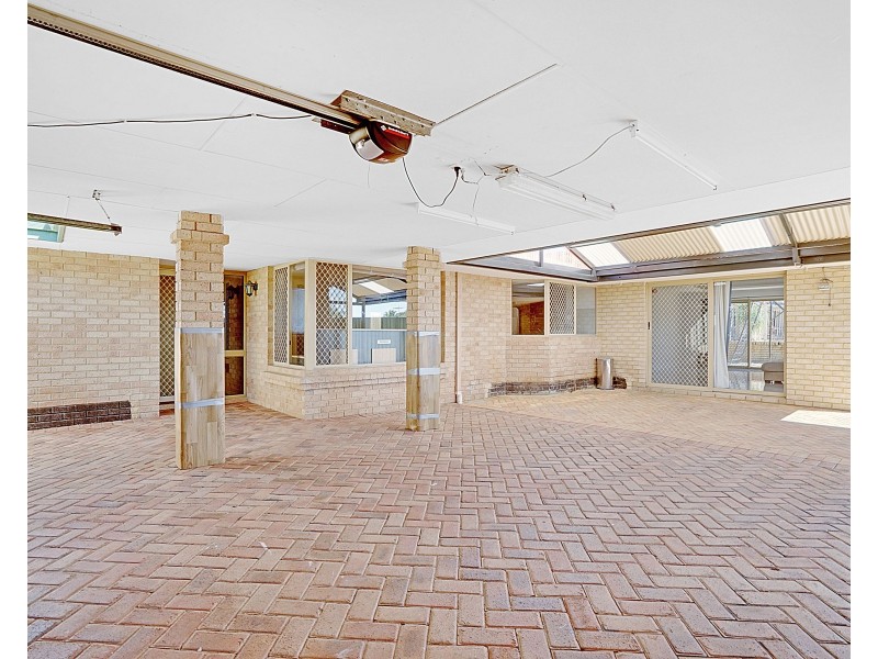 10 Woodbine Terrace, Mirrabooka WA 6061