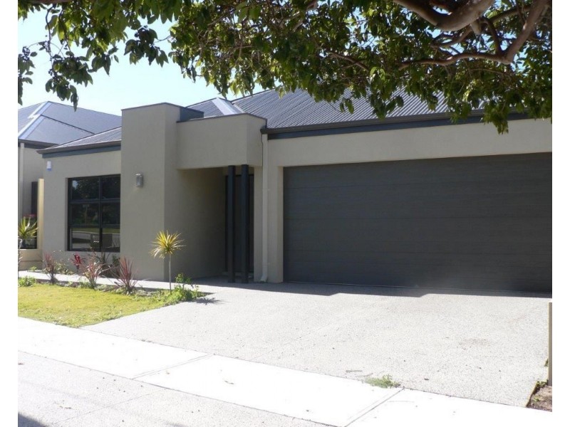 96 Lockwood Street, Yokine WA 6060