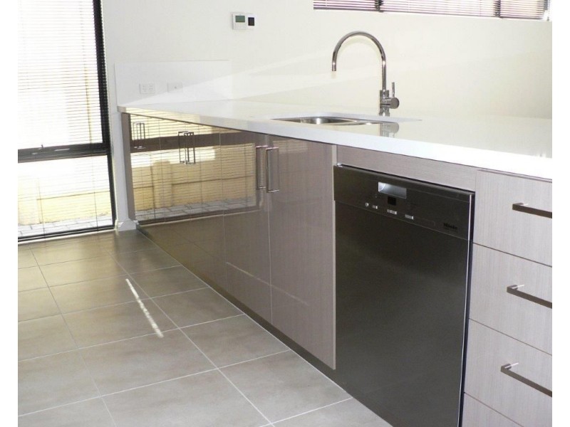 96 Lockwood Street, Yokine WA 6060