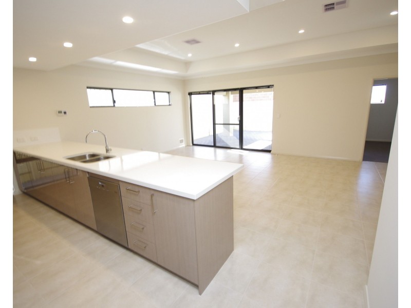 96 Lockwood Street, Yokine WA 6060