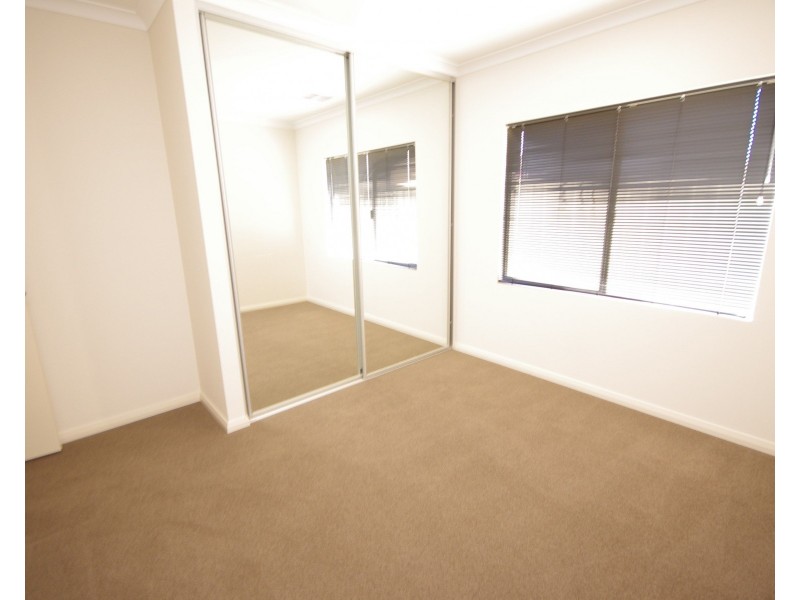 96 Lockwood Street, Yokine WA 6060