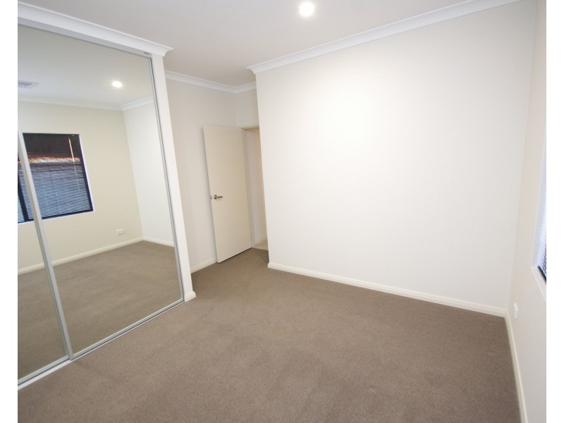 96 Lockwood Street, Yokine WA 6060