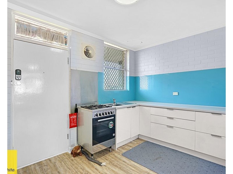 8/19 Raymond Street, Yokine WA 6060
