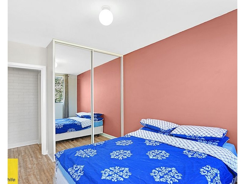 8/19 Raymond Street, Yokine WA 6060