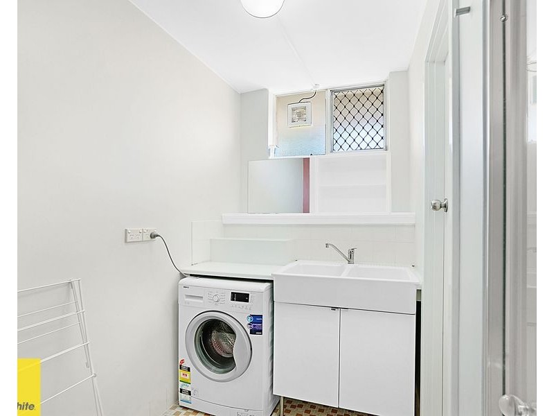 8/19 Raymond Street, Yokine WA 6060