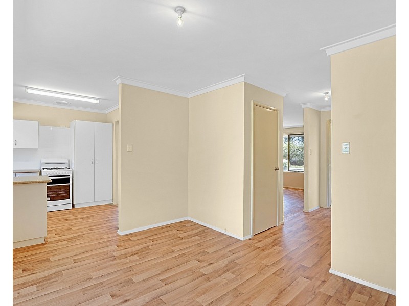 25 Redunca Way, Mirrabooka WA 6061