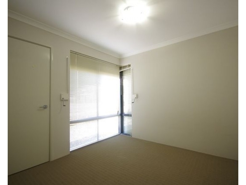 64 Esperanto Way, Westminster WA 6061