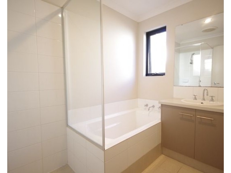 64 Esperanto Way, Westminster WA 6061