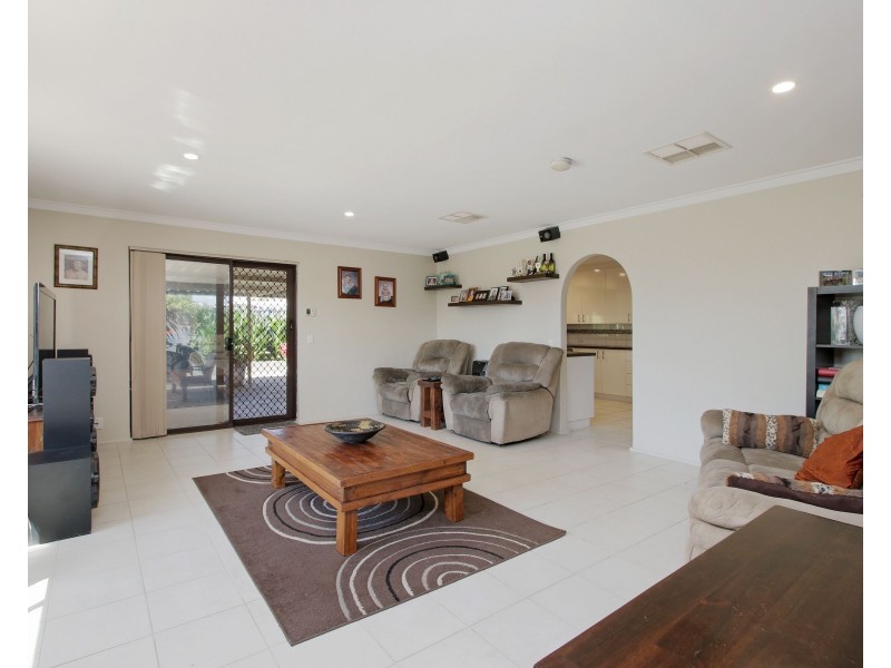 30 Hope Street, Beechboro WA 6063