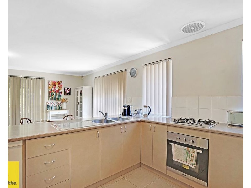 33 Cruiser Turn, Landsdale WA 6065