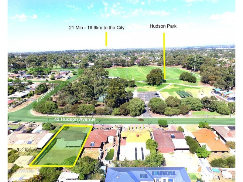 42 Hudson Avenue, Girrawheen WA 6064