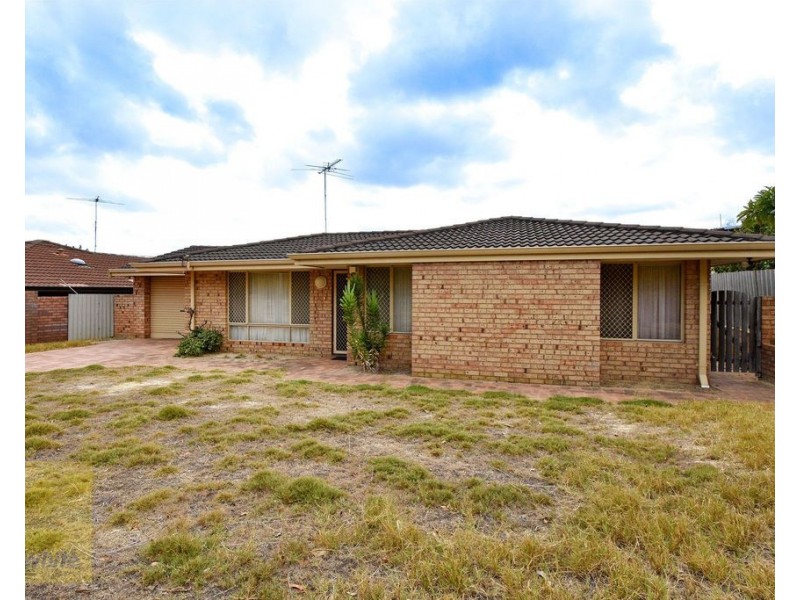 42 Hudson Avenue, Girrawheen WA 6064