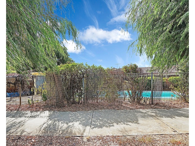 132 Broadway, Bayswater WA 6053