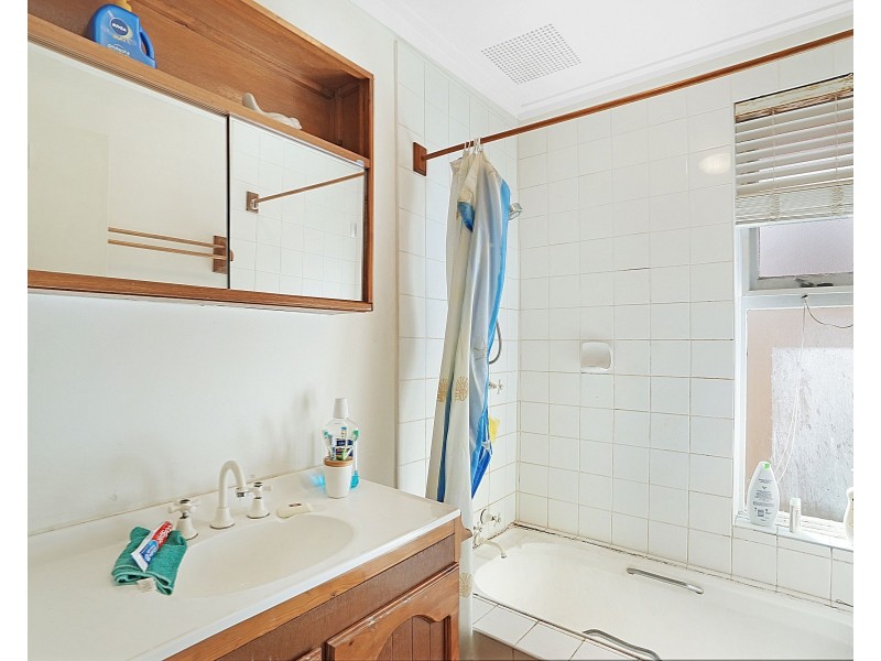 132 Broadway, Bayswater WA 6053