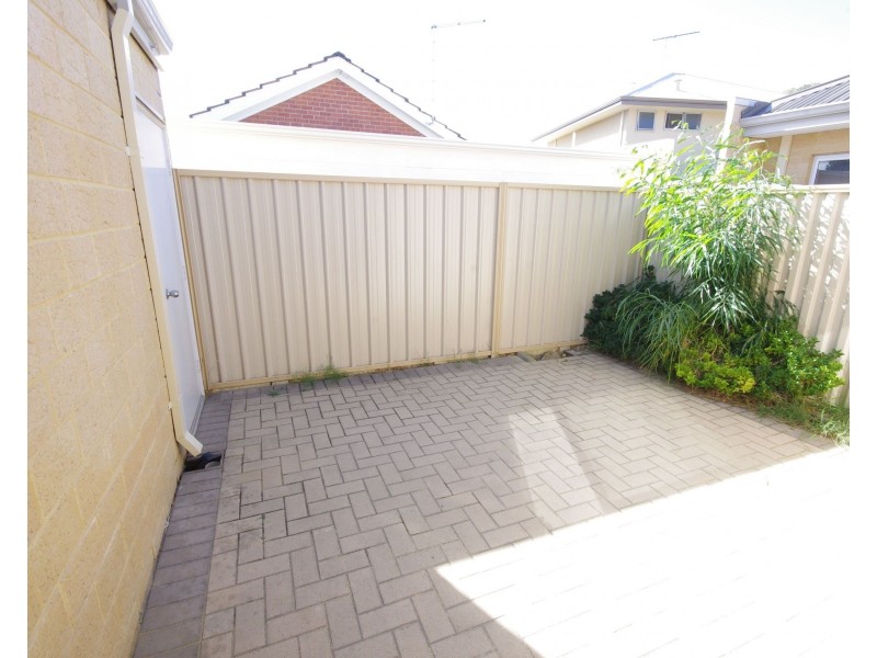 5a Hepburn Way, Balga WA 6061
