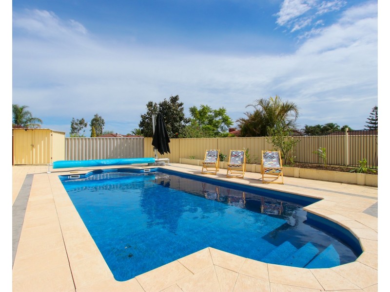 10 Axewood Place, Beechboro WA 6063