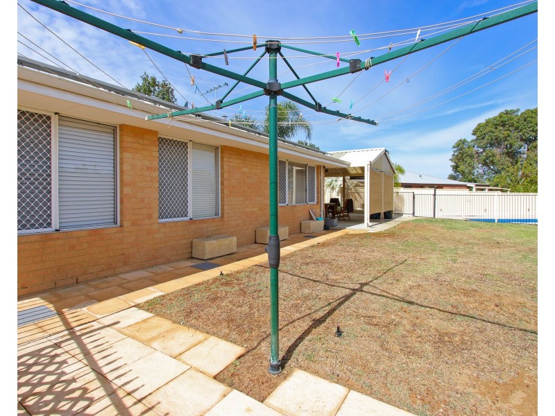 10 Axewood Place, Beechboro WA 6063