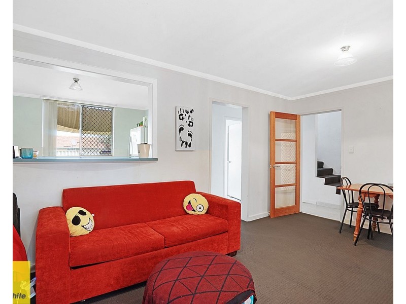 4A Casserley Avenue, Girrawheen WA 6064