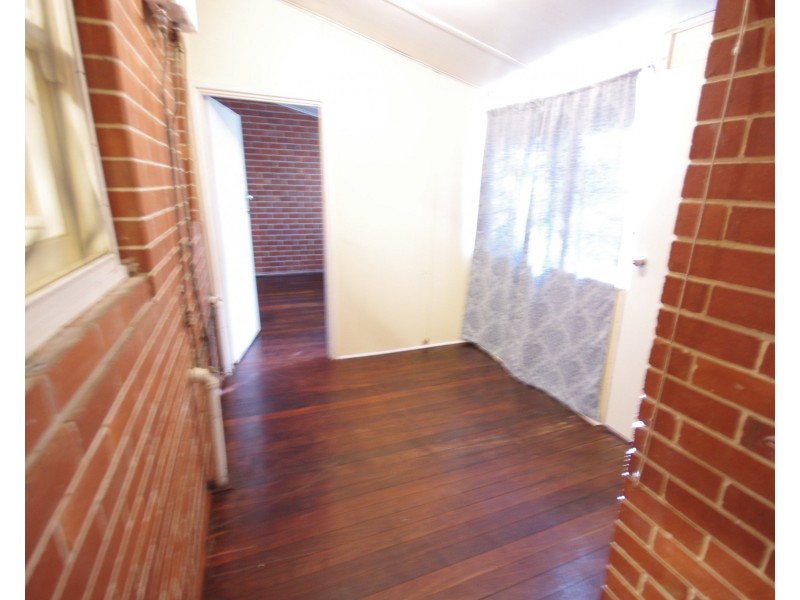 19 Ilumba Road, Nollamara WA 6061