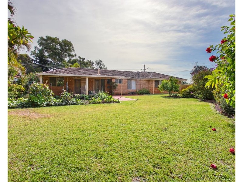 42 Sacramento Avenue, Beechboro WA 6063