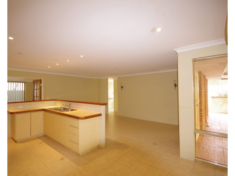1 Selloa Place, Mirrabooka WA 6061