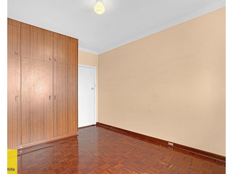 30/26 Golf View Street, Yokine WA 6060