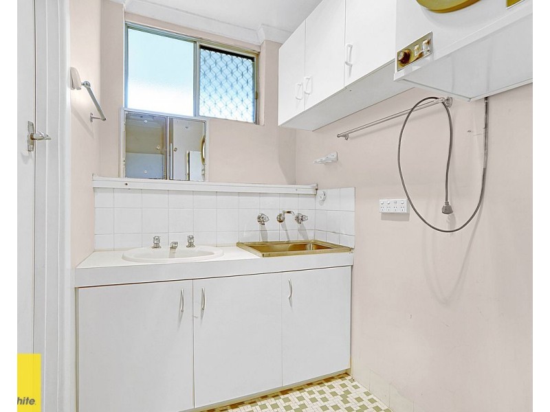 30/26 Golf View Street, Yokine WA 6060