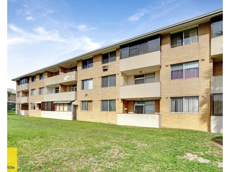 30/26 Golf View Street, Yokine WA 6060